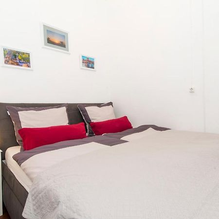 Charming Town House Just 500M From The Marina And Its Well Known Typical Market Olhão Exteriör bild