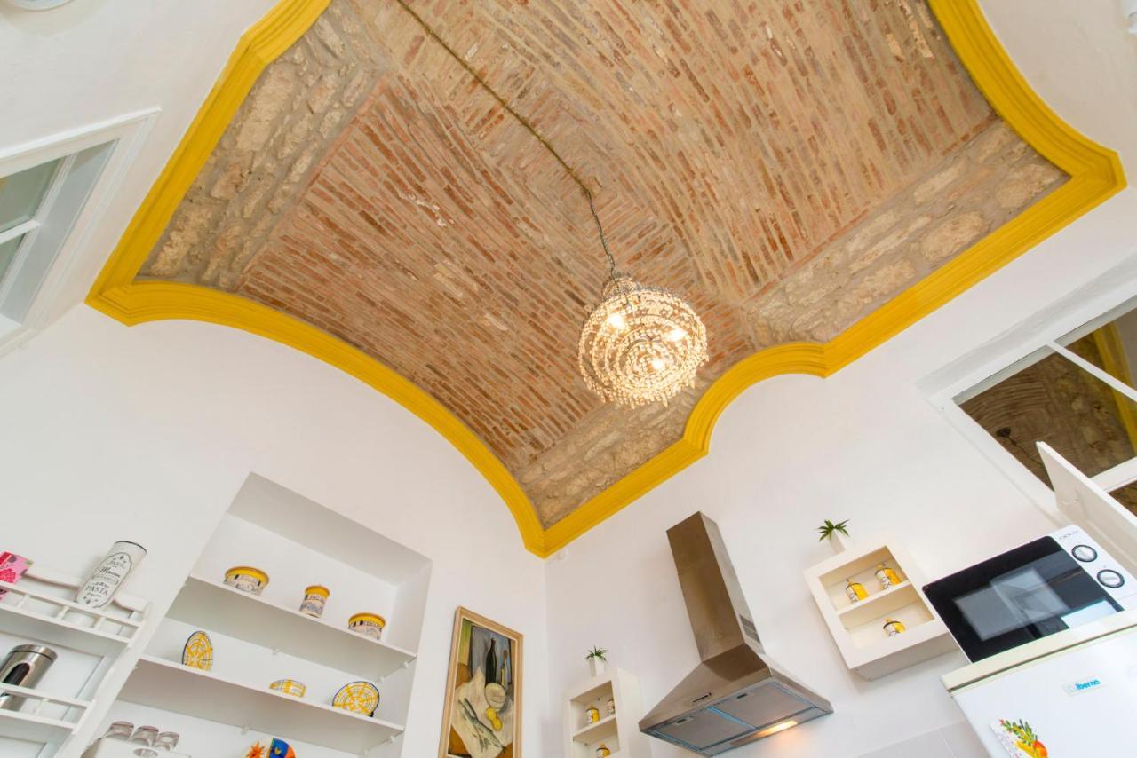Charming Town House Just 500M From The Marina And Its Well Known Typical Market Olhão Exteriör bild