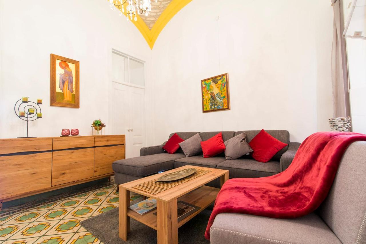 Charming Town House Just 500M From The Marina And Its Well Known Typical Market Olhão Exteriör bild