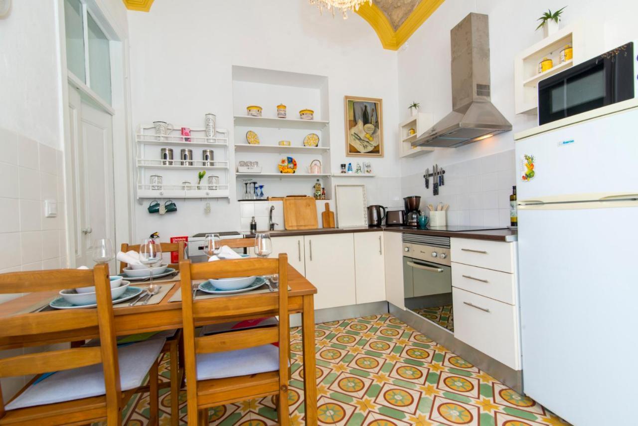 Charming Town House Just 500M From The Marina And Its Well Known Typical Market Olhão Exteriör bild